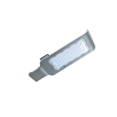 Op maat gemaakte aluminiumslijpgeleide behuizing met hoge precisie zilveren kleur