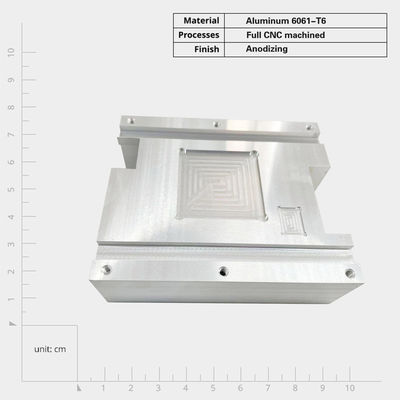 Op maat gemaakte CNC-bewerkingsonderdelen CNC-bewerkte aluminium koelvinnen 5 mm Vinnenhoogte 2 mm Vinnenpitch